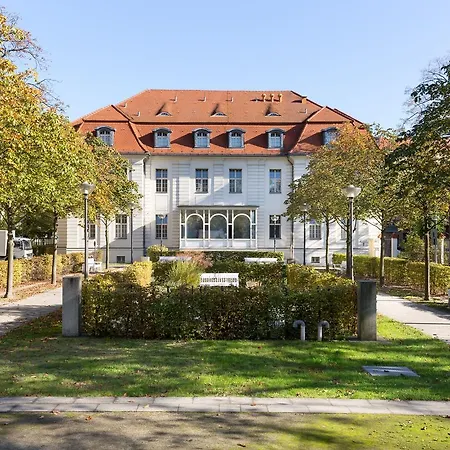 Bed & Breakfast Axel Springer 3*